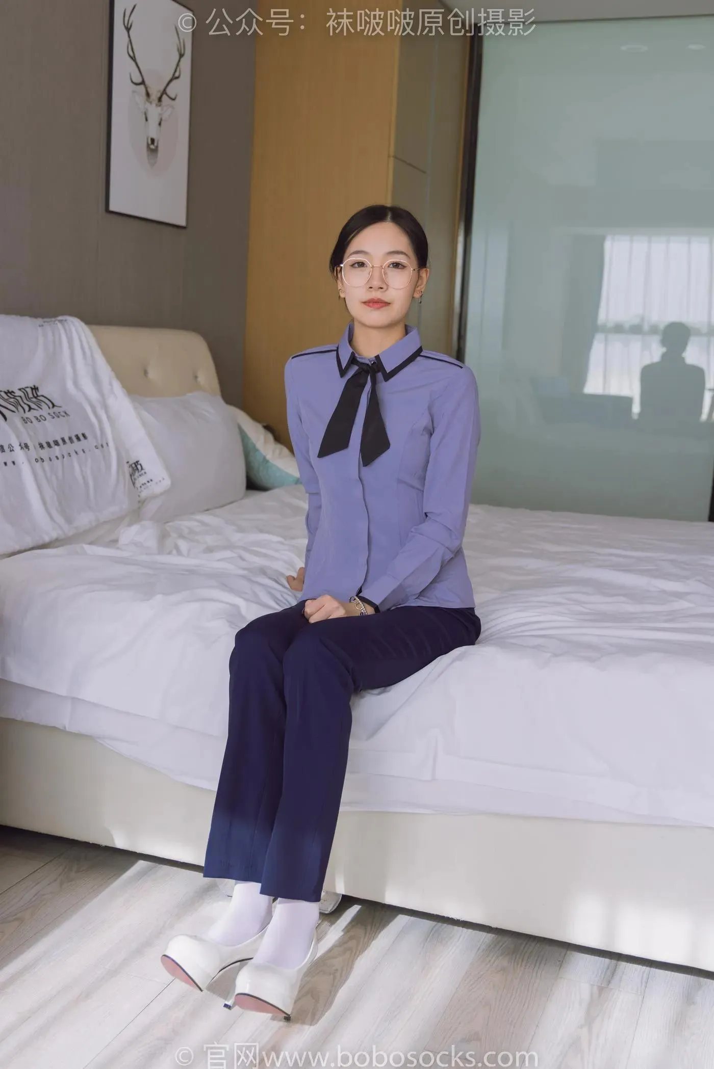 [BoBoSocks袜啵啵]NO.178 小甜豆-高跟鞋、厚白丝、ol风裤里丝 [140P]插图4